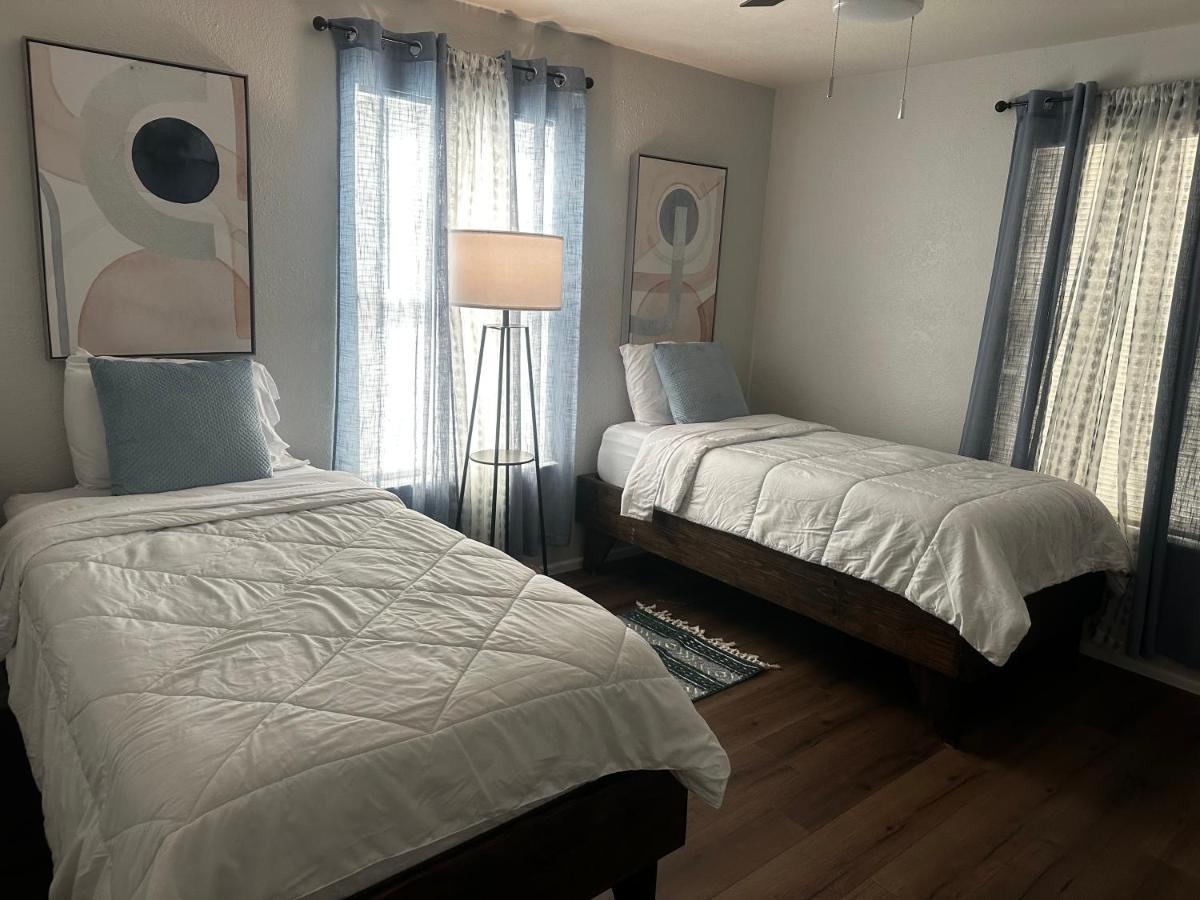 Eagle Stay 5 Eagle Pass Bagian luar foto